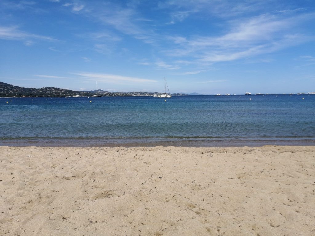 The beach and sea reflecting the beauty of the Azure Horizon