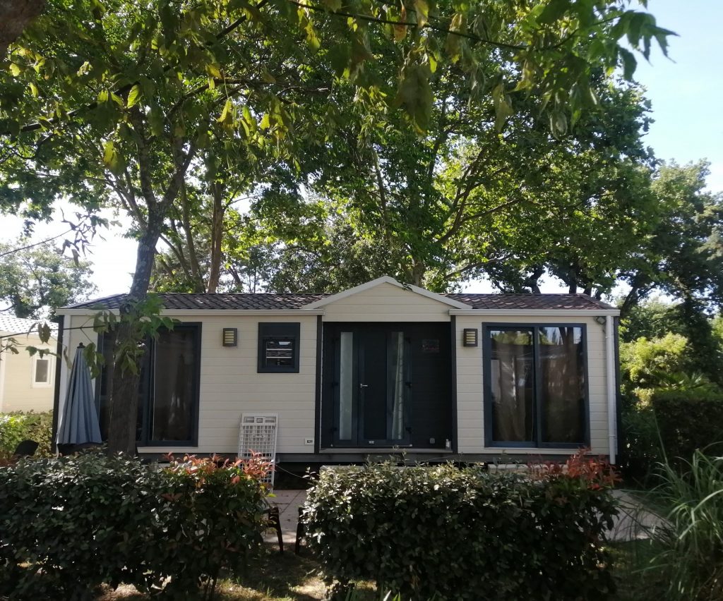Sanja's Mobile Home Sanctuary in Saint-Tropez